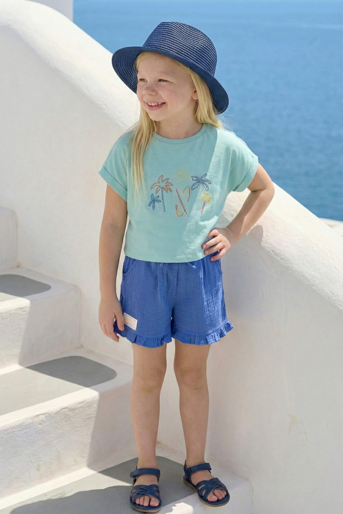 Kız Çocuk Nakış Detaylı Crop T-Shirt