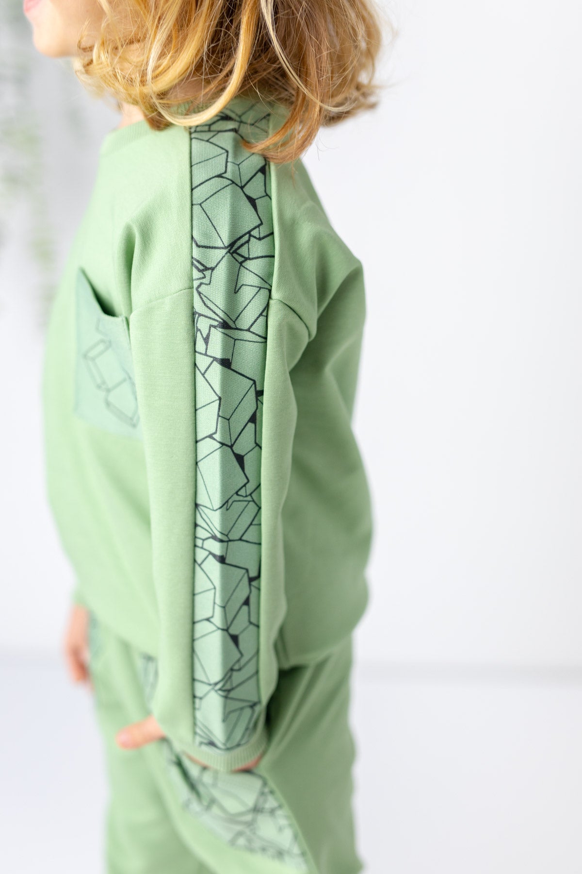 Erkek Çocuk Cep Detayli Sweatshirt