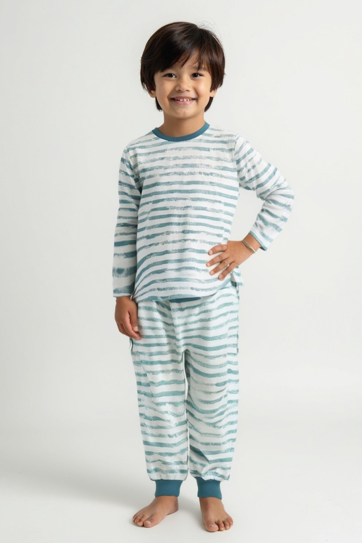 Kız Erkek Çocuk Desenli Pijama Takımı