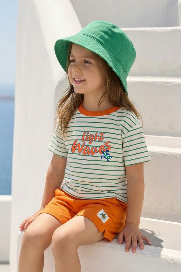 Kız Çocuk Çizgili T-shirt ve Şort Takım