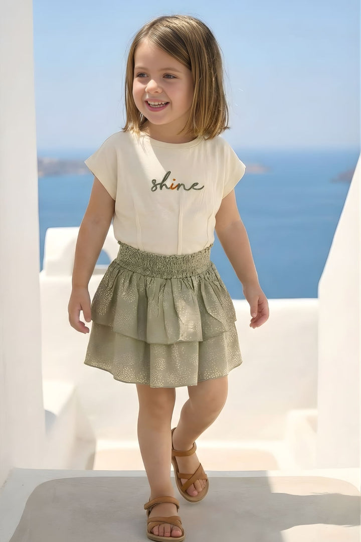 Kız Çocuk Nakışlı T-shirt ve Etek Takım