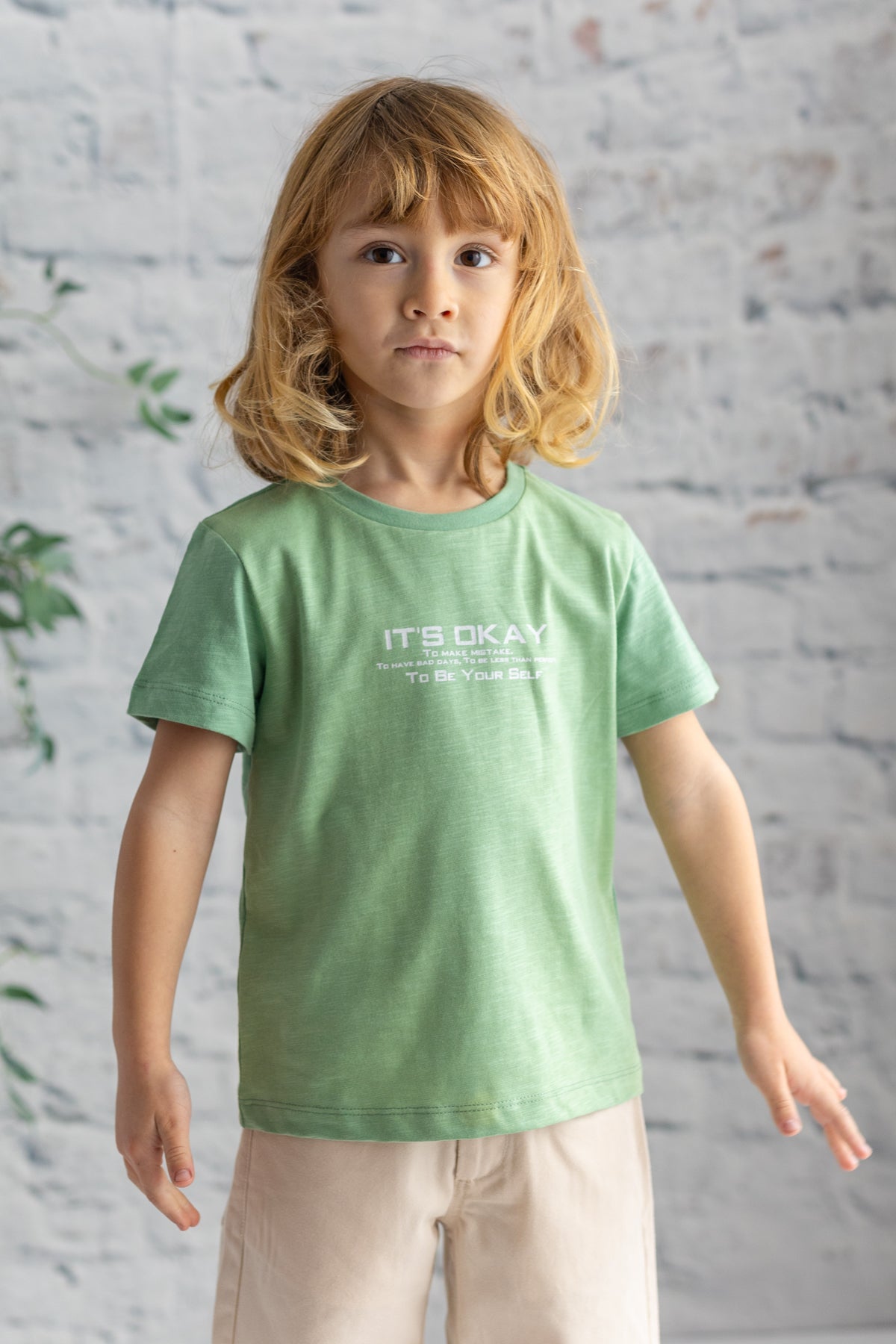 Erkek Çocuk Yazi Baskili Flamli Basic T-shirt