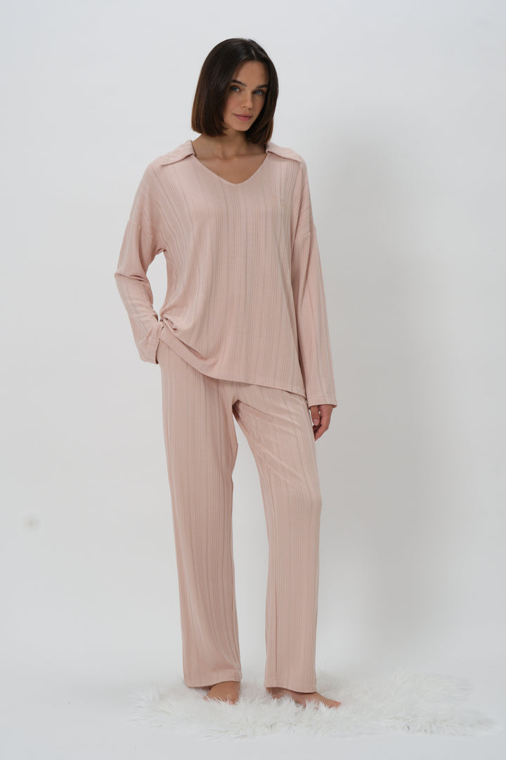 Kadın Yaka Detaylı Pijama Takımı