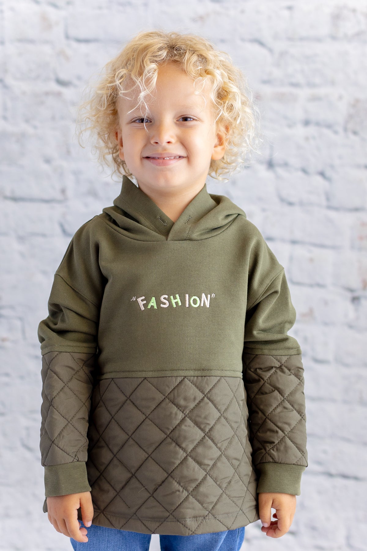 Kız Çocuk Nakış Detaylı Kapitoneli Sweatshirt