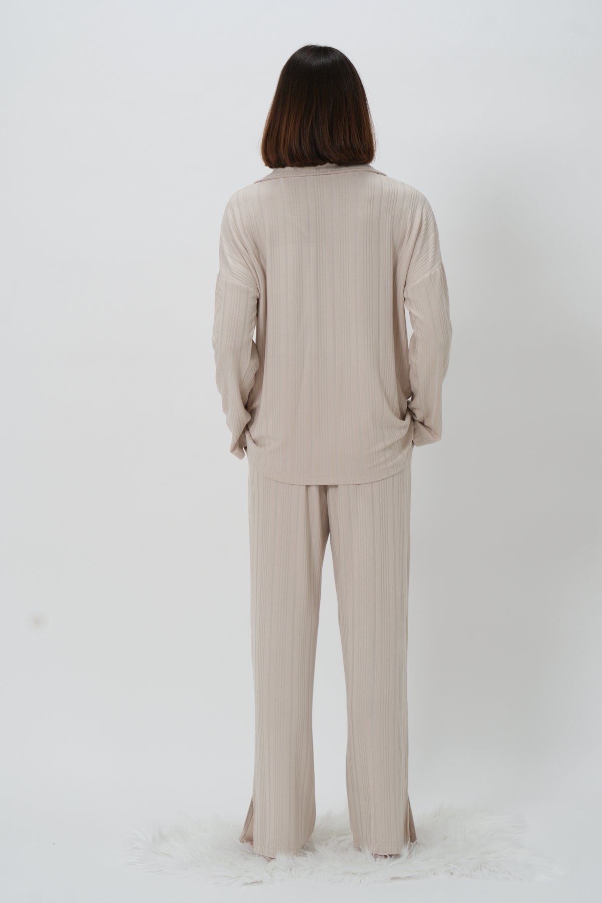 Kadın Yaka Detaylı Pijama Takımı