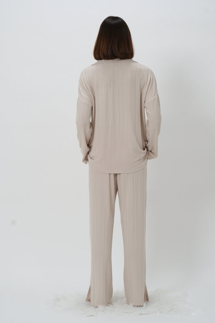 Kadın Yaka Detaylı Pijama Takımı