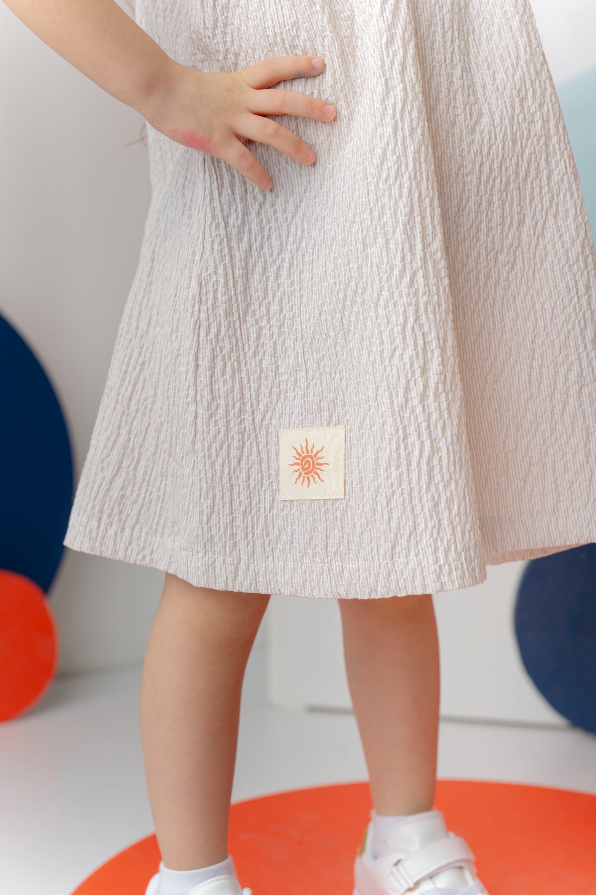 Kız Çocuk Çizgili Arkası Fiyonklu Gofre Elbise