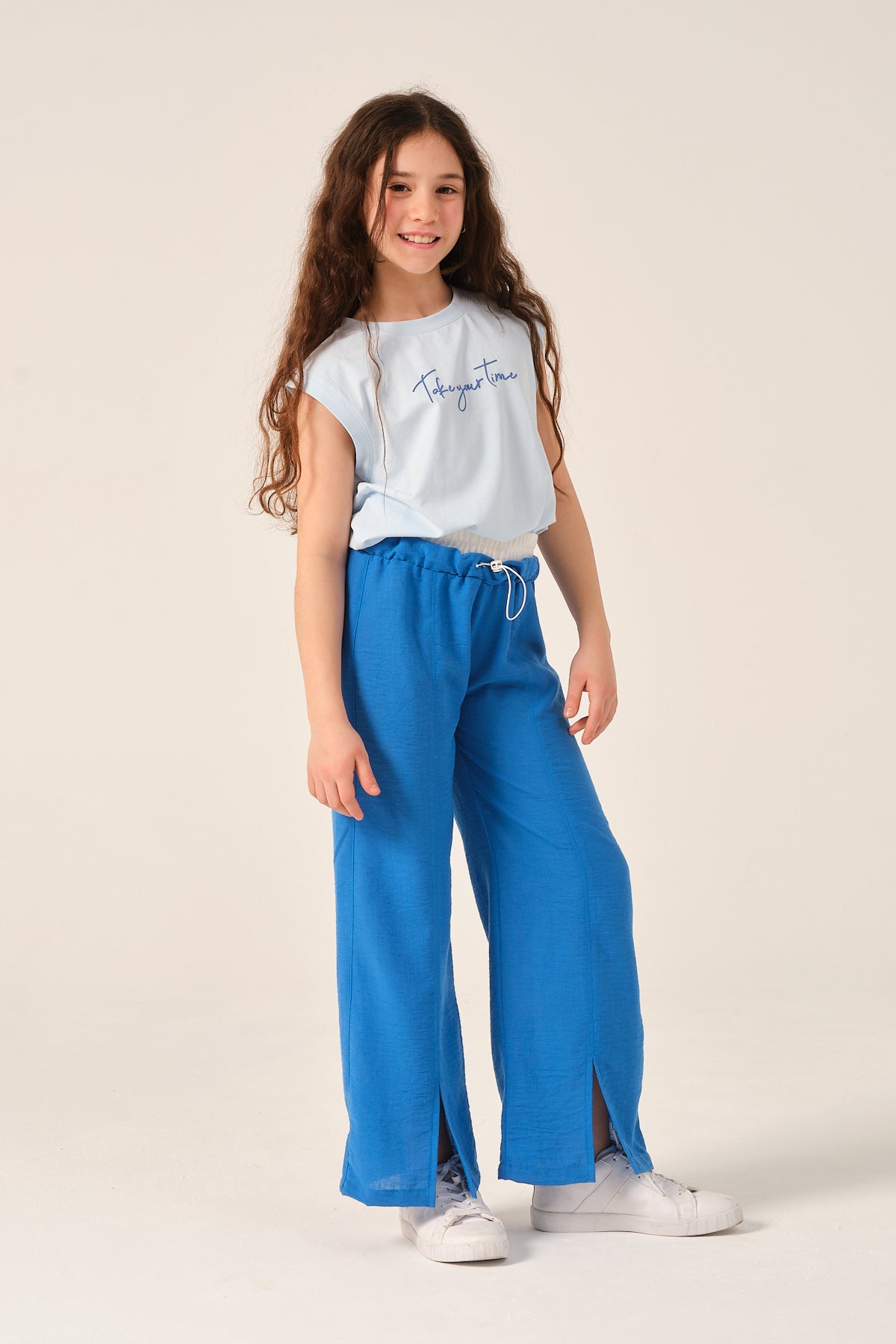 GENC KIZ COCUK BASKILI KOLSUZ T-SHIRT