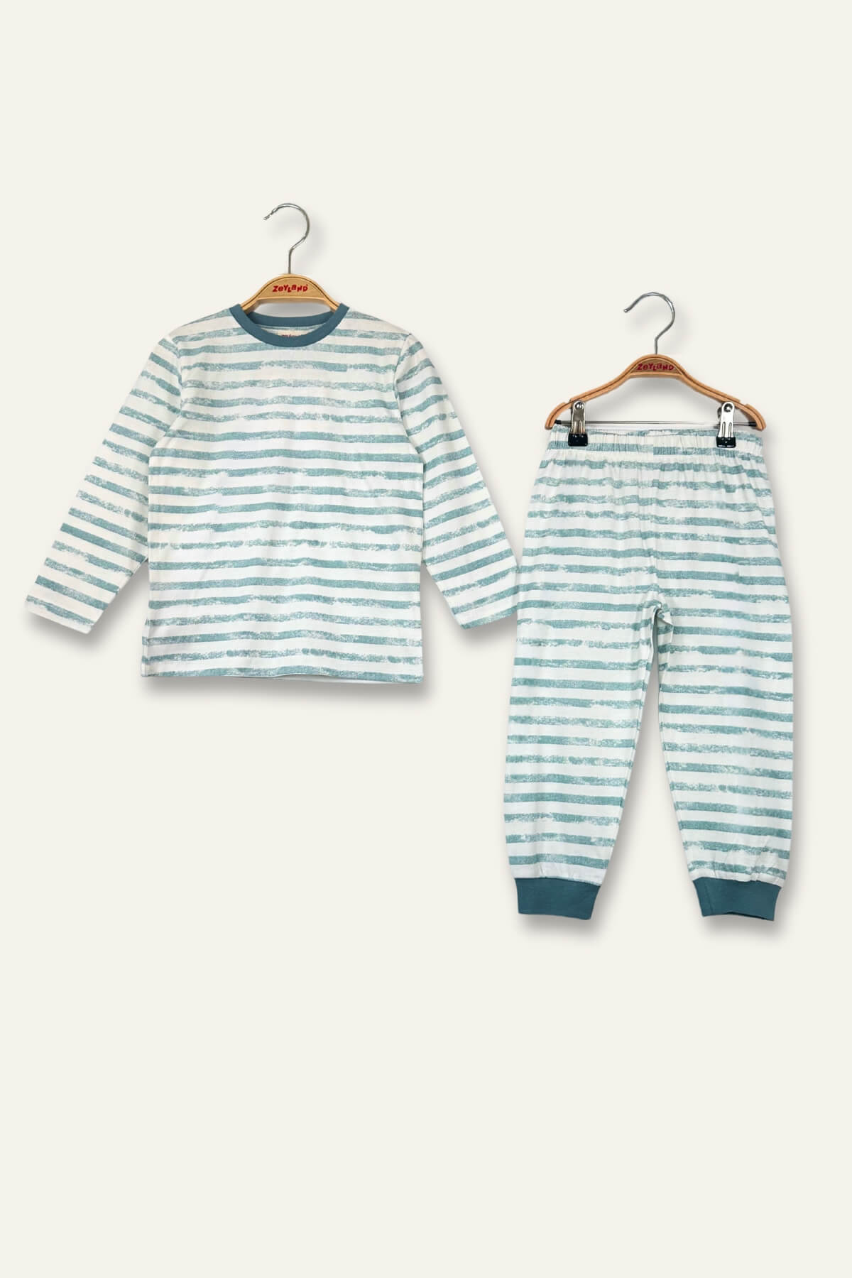 Kiz Erkek Çocuk Desenli Pijama Takimi